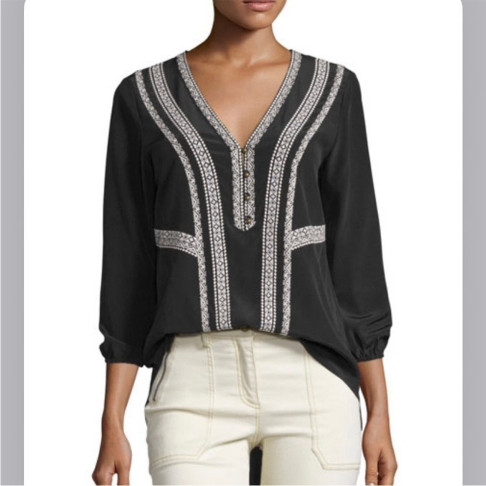Veronica Beard Loreto Embroidered Silk Blouse Vneck Black Pleated Shirt Sz 6